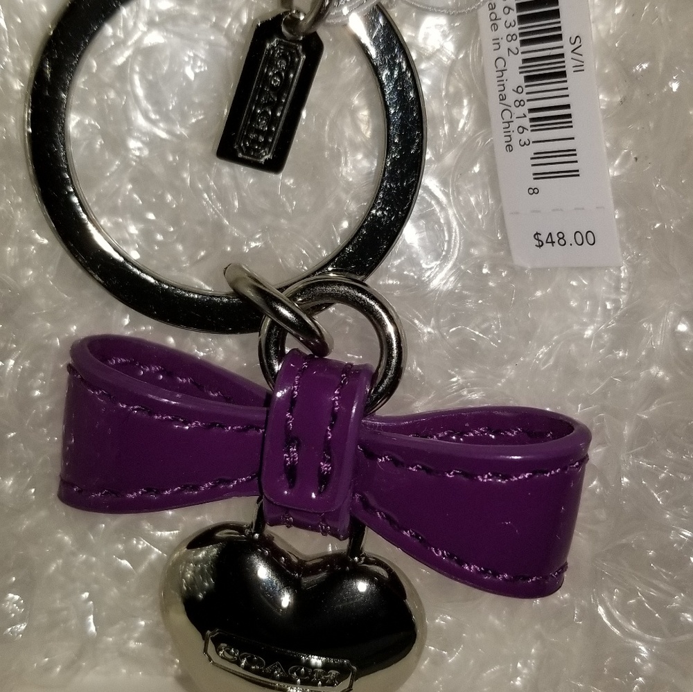 Coach key fob teade value 75.00